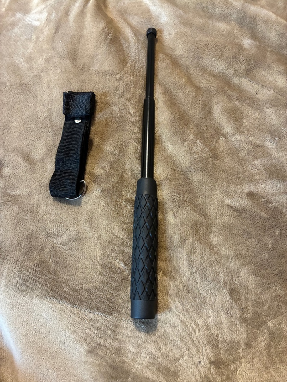 Tactical Collapsable Baton with rubber grip (Nylon Holster included) - Picture 3 of 4